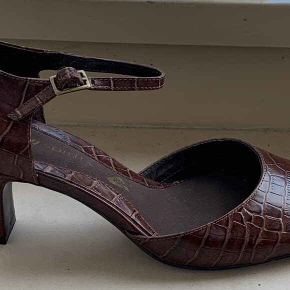 EasySpirit Brown Crocodile Scarpin - Picture 3 of 5